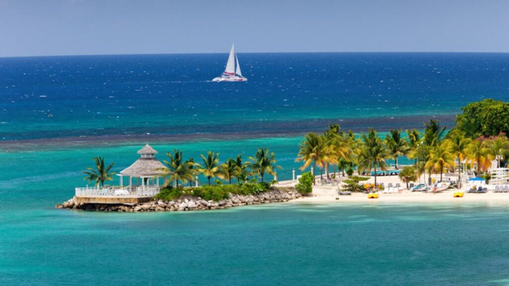 Take the First Step towards a Unique Trip to Jamaica